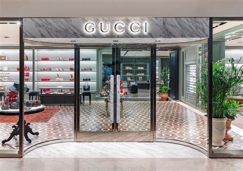 tenis gucci metaverso|gucci metaverse.